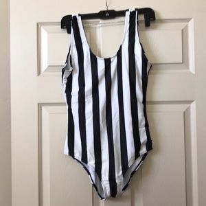 **NEVER WORN** Backless Striped One Piece Swimsuit